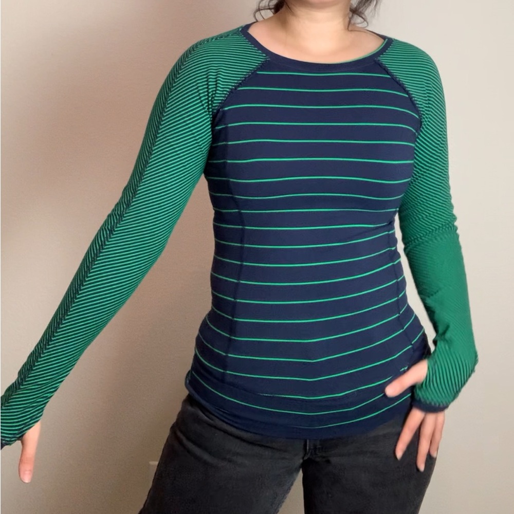 Lululemon Striped Long Sleeve Workout Top Size Medium